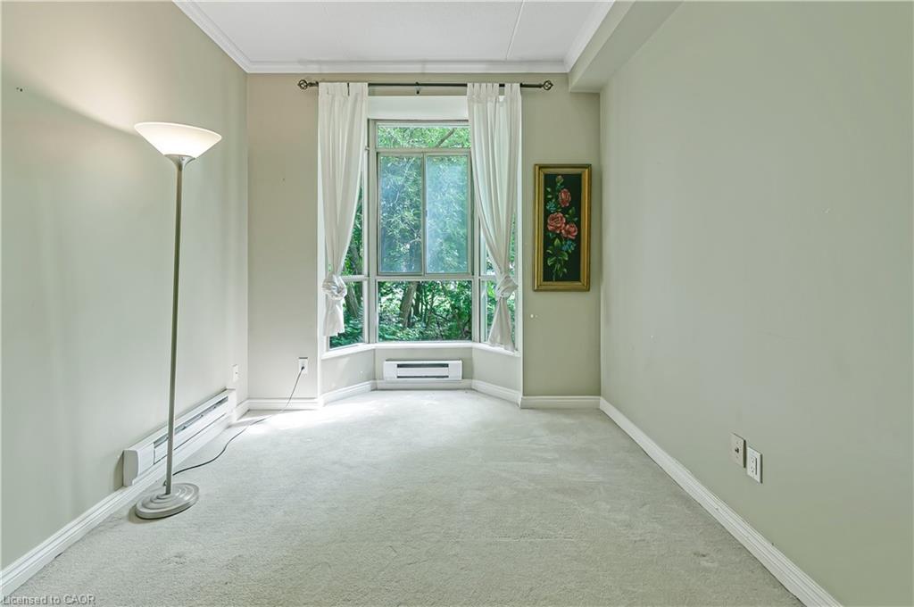 106-249 Major Mackenzie Drive E, Richmond Hill, ON - Indoor Photo Showing Other Room