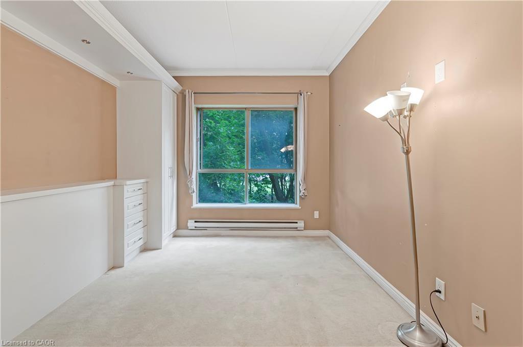 106-249 Major Mackenzie Drive E, Richmond Hill, ON - Indoor Photo Showing Other Room