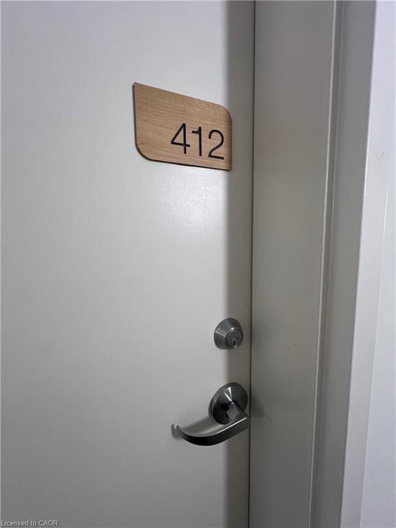 412-301 Westmount Road W, Kitchener, ON - Indoor