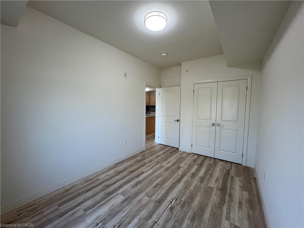 412-301 Westmount Road W, Kitchener, ON - Indoor Photo Showing Other Room