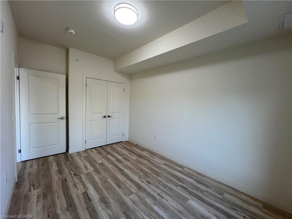 412-301 Westmount Road W, Kitchener, ON - Indoor Photo Showing Other Room