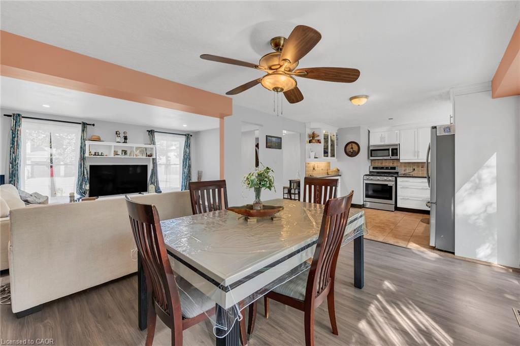 603 Preston Parkway, Cambridge, ON - Indoor Photo Showing Dining Room