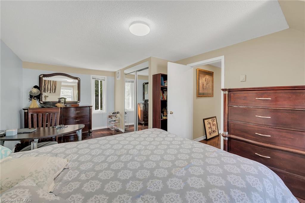 603 Preston Parkway, Cambridge, ON - Indoor Photo Showing Bedroom