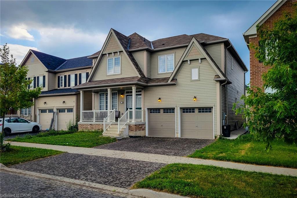 11 Seanesy Drive, Thorold, ON - Outdoor With Facade