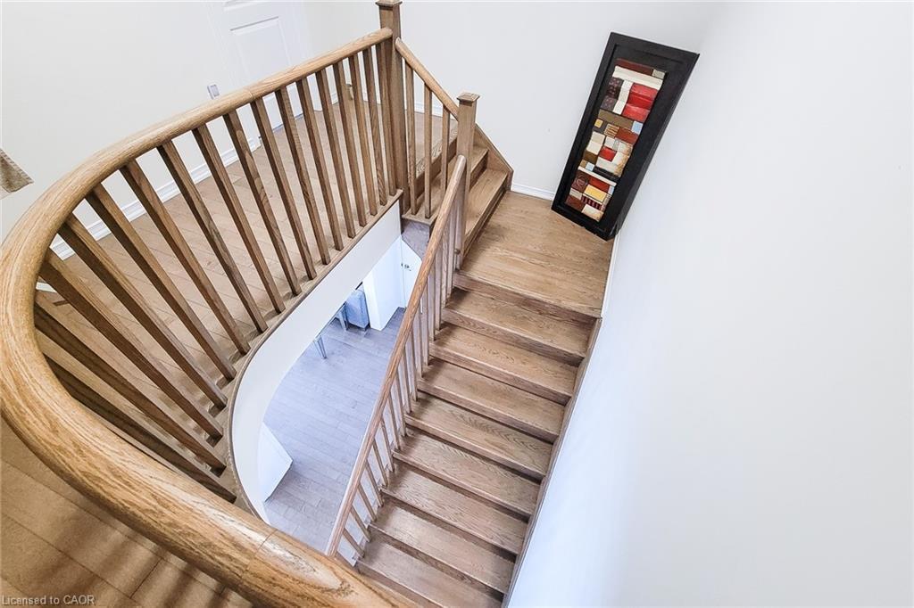 11 Seanesy Drive, Thorold, ON - Indoor Photo Showing Other Room