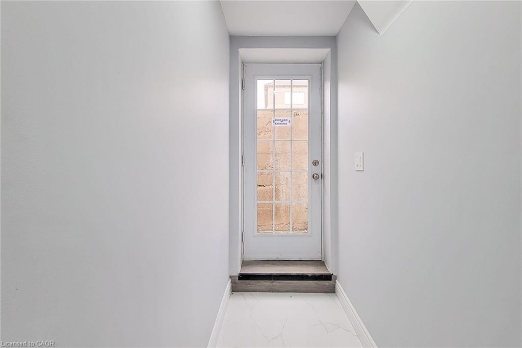 11 Seanesy Drive, Thorold, ON - Indoor Photo Showing Other Room