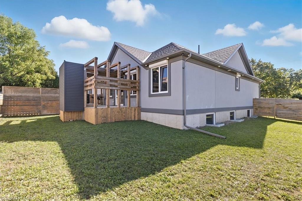 404 Montrose Street N, Cambridge, ON - Outdoor