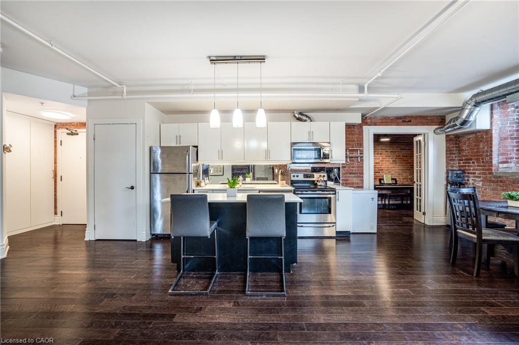 104-200 Stinson Street, Hamilton, ON - Indoor