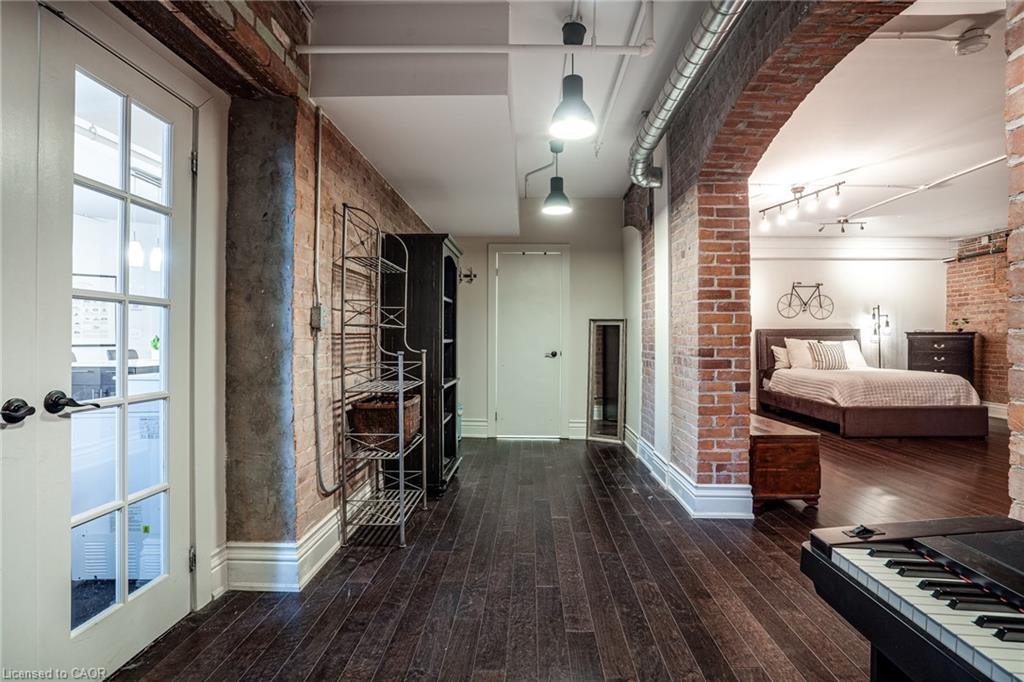 104-200 Stinson Street, Hamilton, ON - Indoor Photo Showing Other Room