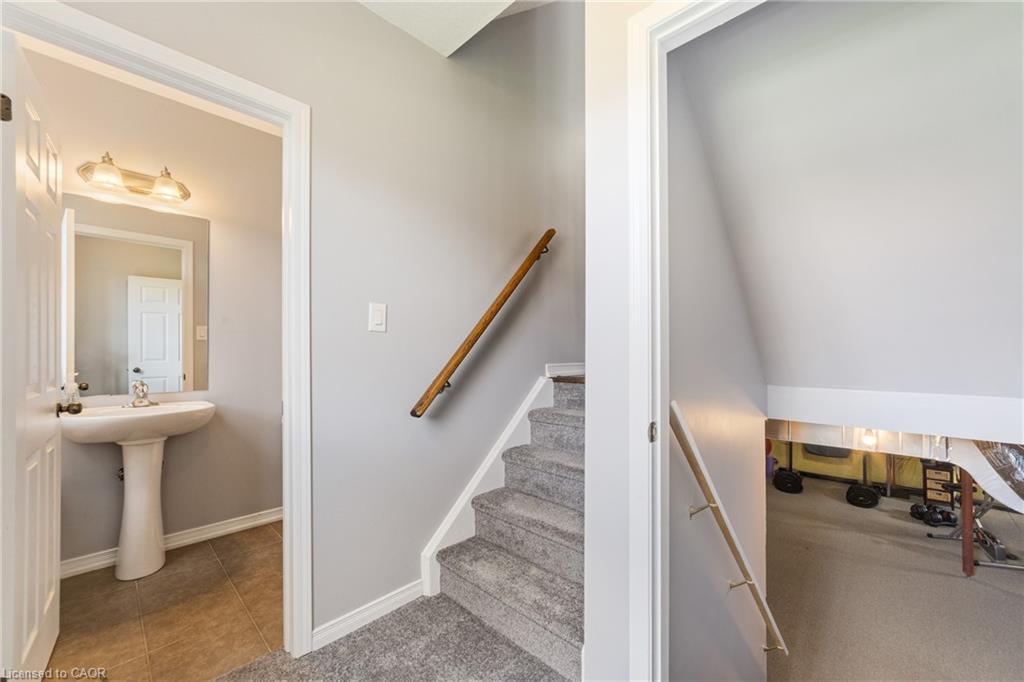 4 Tinlin Drive, Binbrook, ON - Indoor