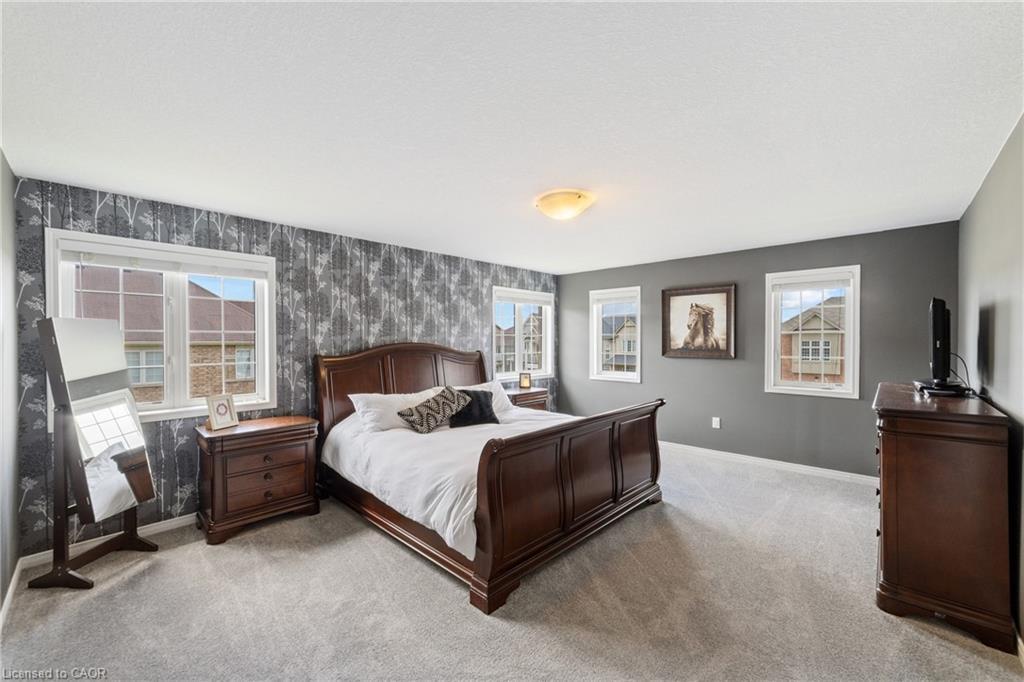 4 Tinlin Drive, Binbrook, ON - Indoor Photo Showing Bedroom