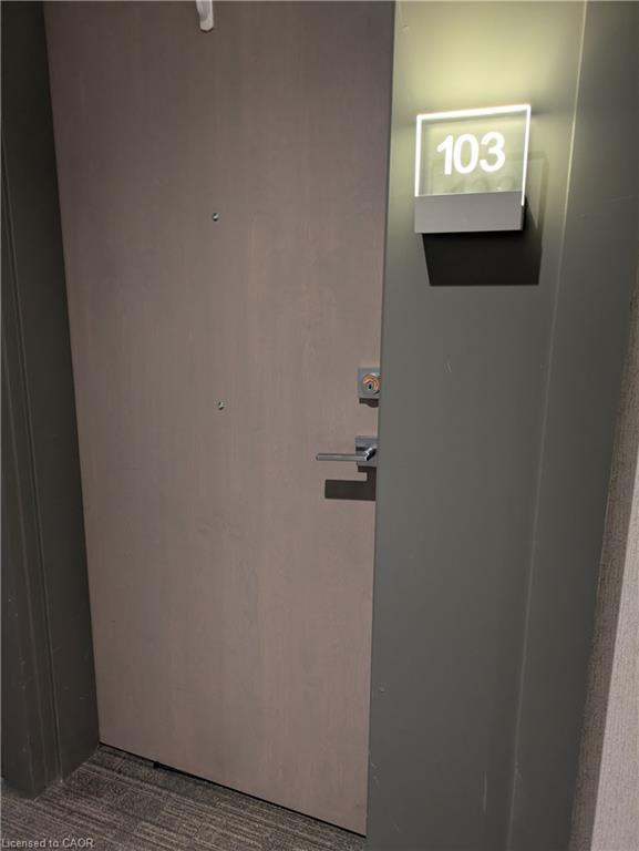 103-467 Charlton Avenue E, Hamilton, ON - Indoor Photo Showing Other Room