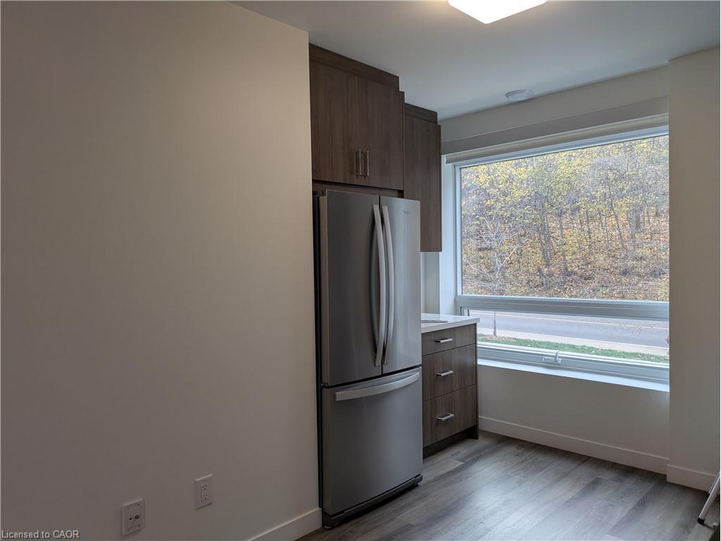 103-467 Charlton Avenue E, Hamilton, ON - Indoor