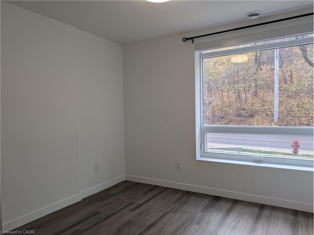 103-467 Charlton Avenue E, Hamilton, ON - Indoor Photo Showing Other Room