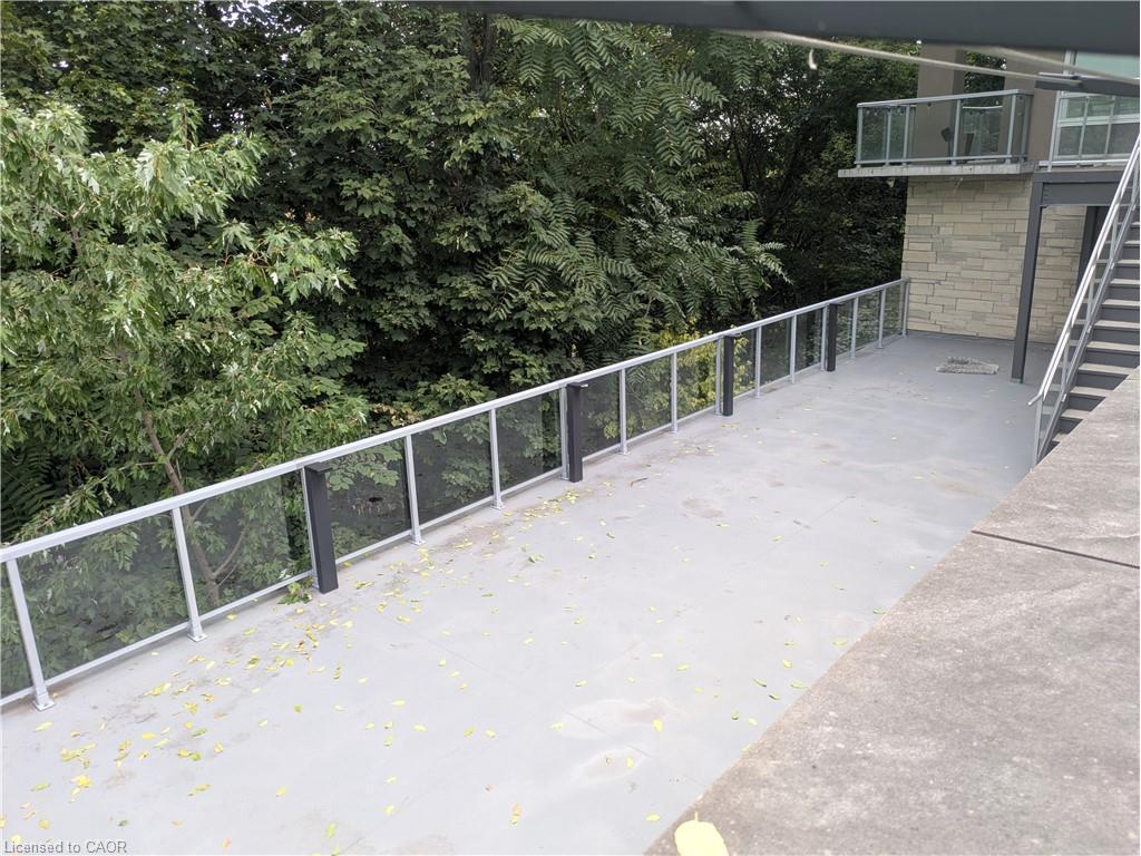 103-467 Charlton Avenue E, Hamilton, ON - Outdoor With Exterior