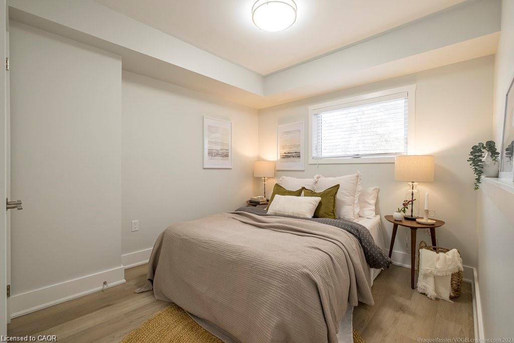 A-225 East 24Th Street, Hamilton, ON - Indoor Photo Showing Bedroom