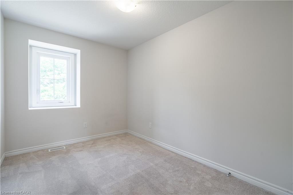 7-677 Park Road, Brantford, ON - Indoor Photo Showing Other Room