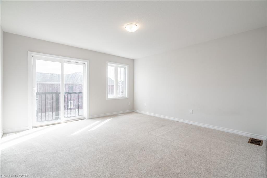 7-677 Park Road, Brantford, ON - Indoor Photo Showing Other Room