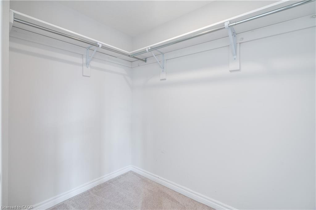 7-677 Park Road, Brantford, ON - Indoor With Storage