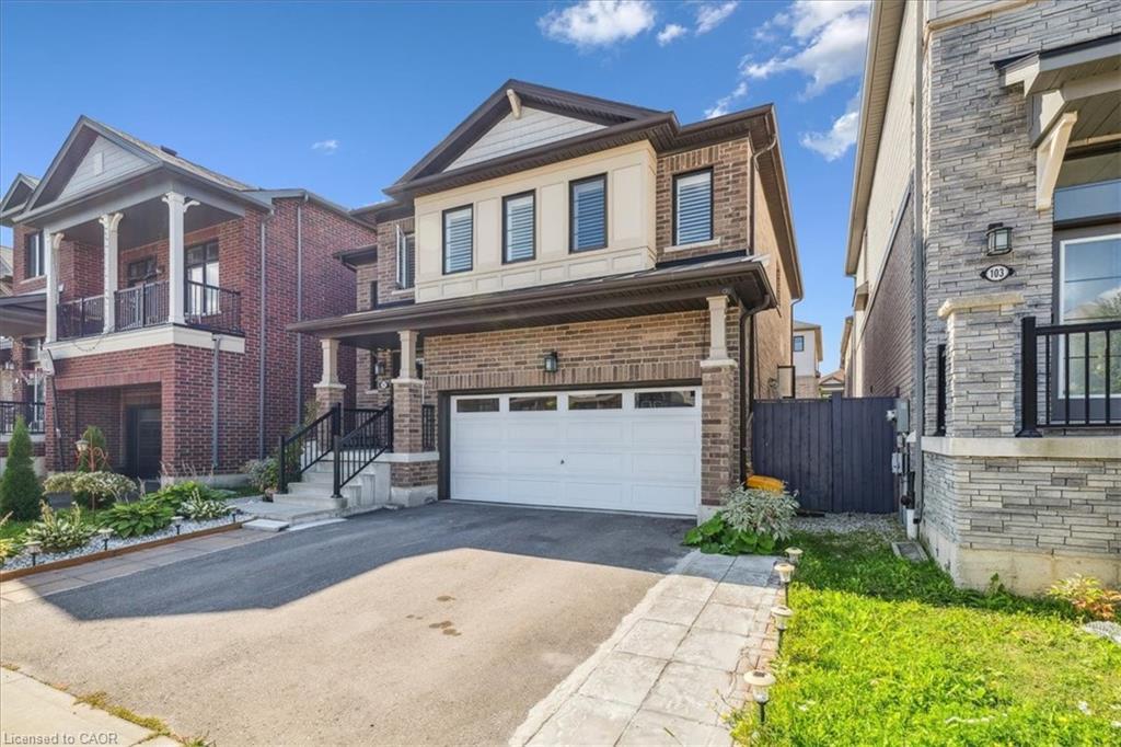 107 Pagebrook Crescent, Stoney Creek, ON - Outdoor With Facade