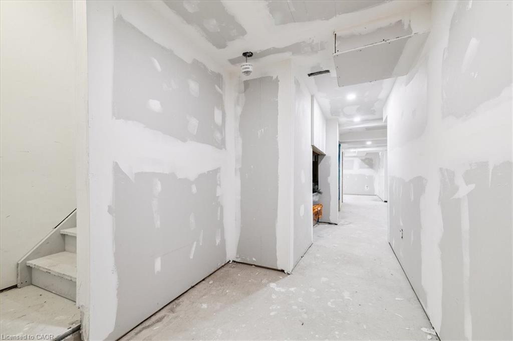 107 Pagebrook Crescent, Stoney Creek, ON - Indoor