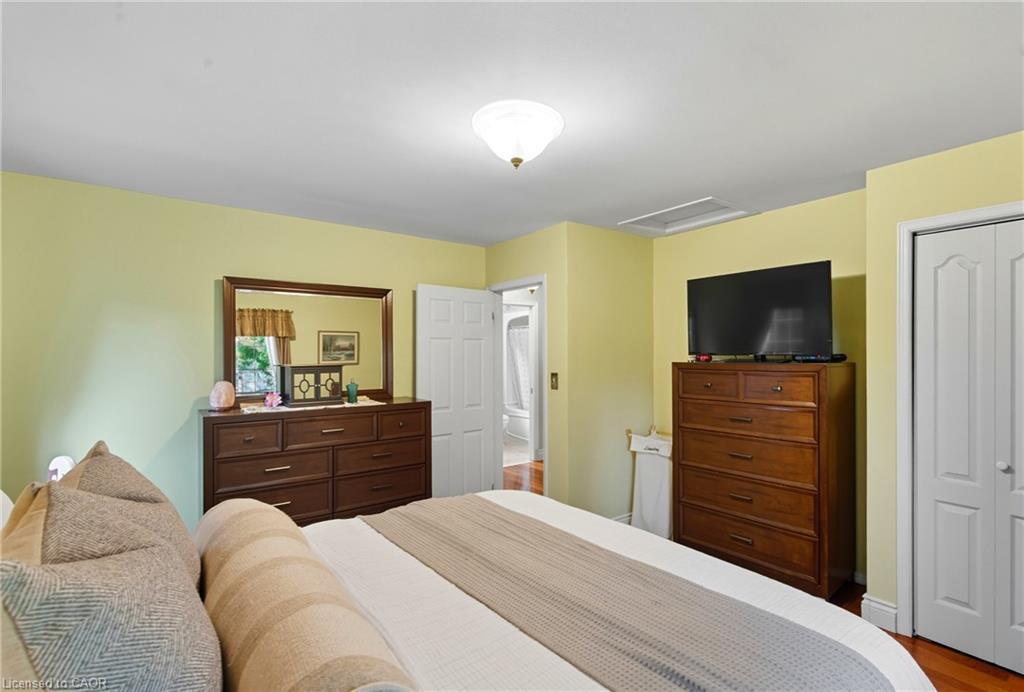 1159 Greening Avenue, Mississauga, ON - Indoor Photo Showing Bedroom