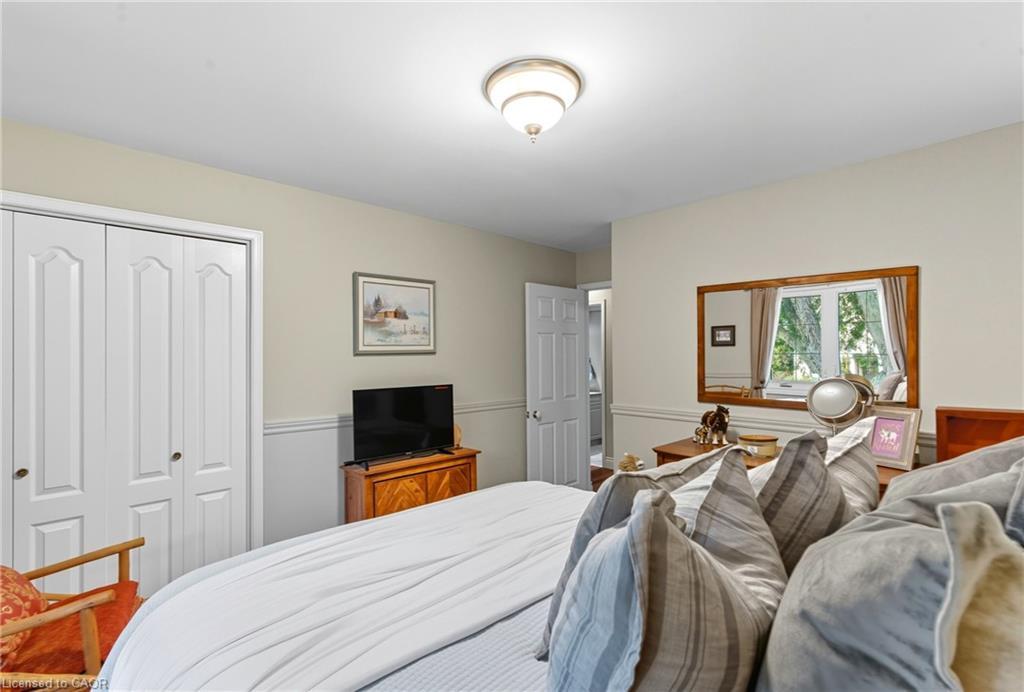 1159 Greening Avenue, Mississauga, ON - Indoor Photo Showing Bedroom