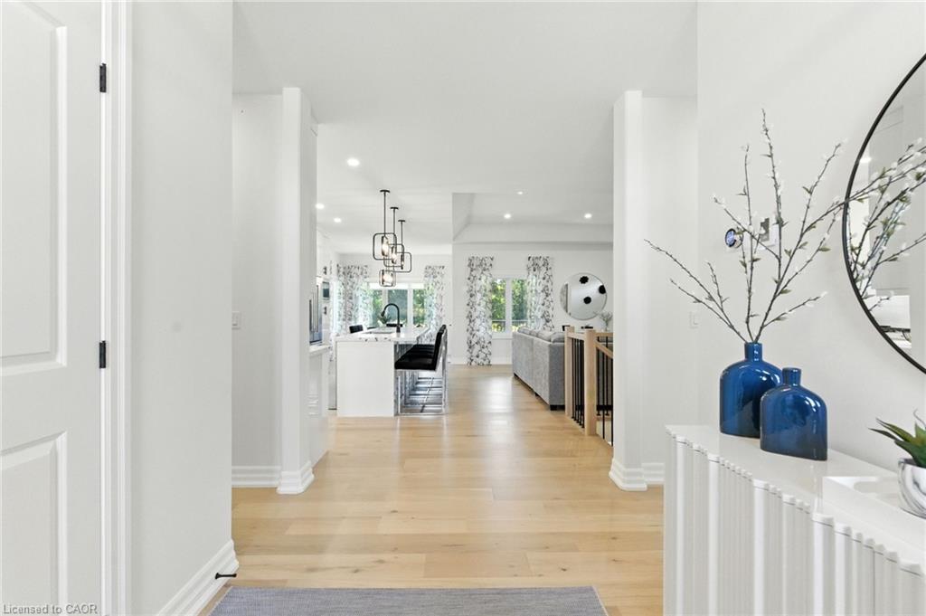 270 Charles Street, Waterford, ON - Indoor Photo Showing Other Room