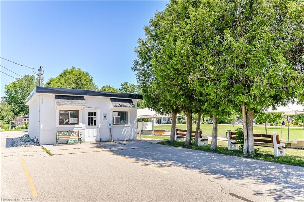 72 Ash Avenue Pvt, Puslinch, ON - Outdoor