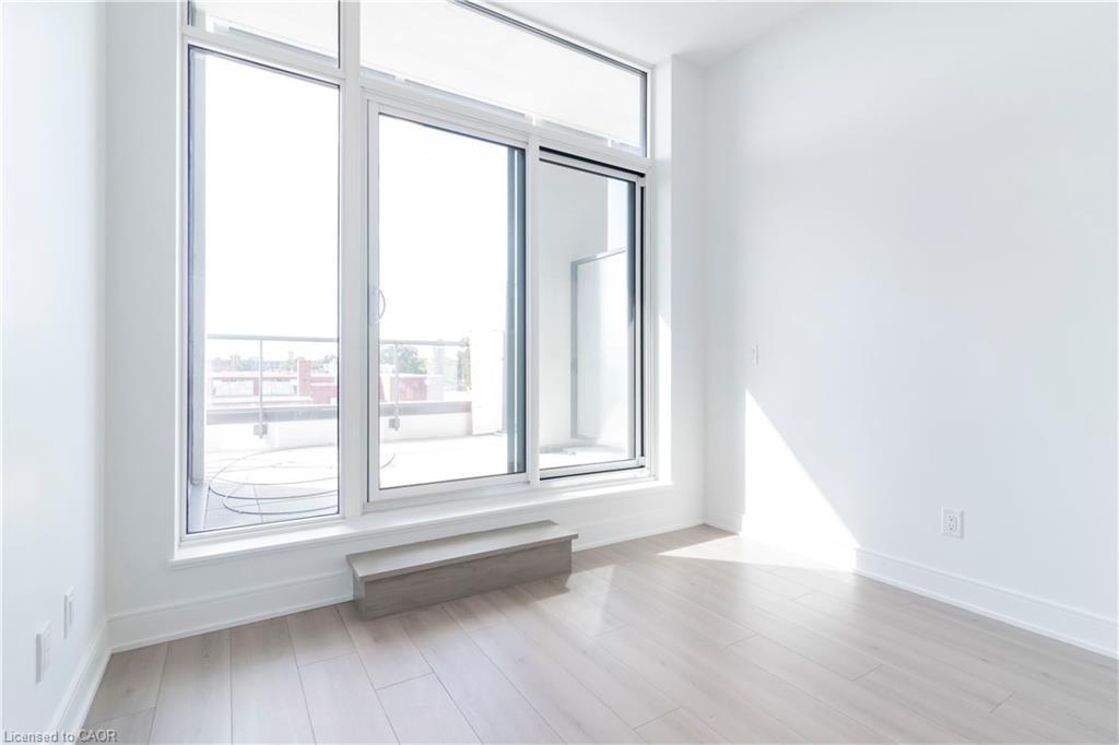 304-25 Wellington Street S, Kitchener, ON - Indoor Photo Showing Other Room