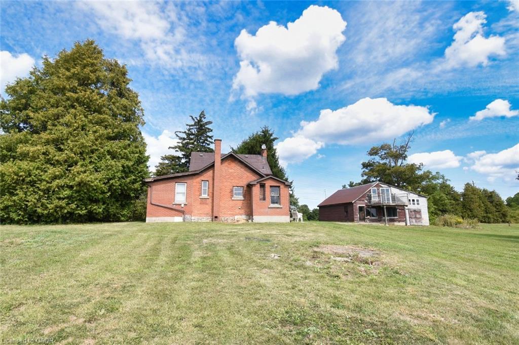 8125 Dickenson Road E, Mount Hope, ON - Outdoor