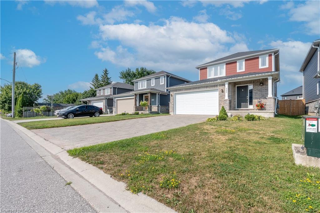 365 Beech Street, Lucan, ON - Outdoor With Facade