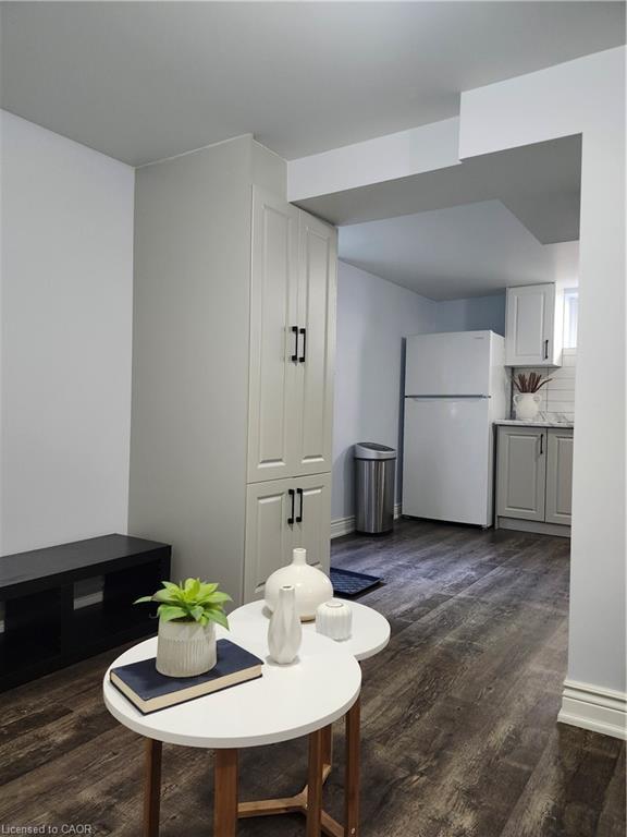 11 Mercer Road, Cambridge, ON - Indoor