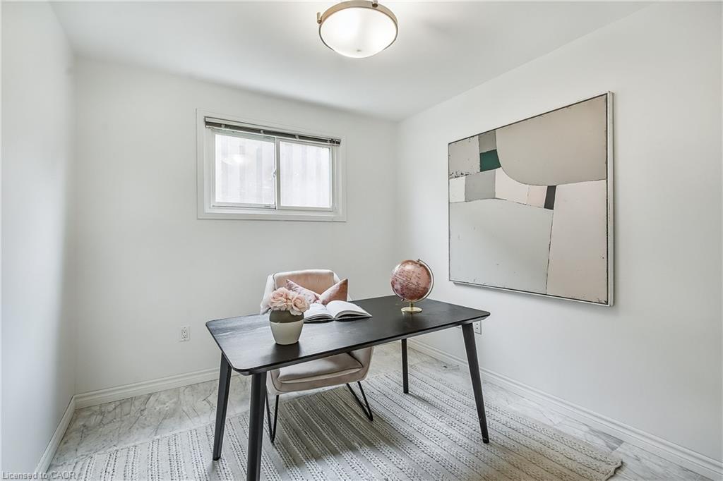 9 Valanna Court, Hamilton, ON - Indoor