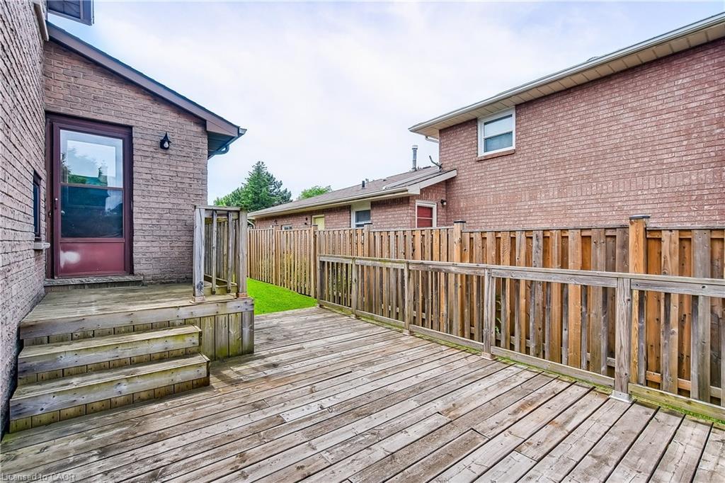9 Valanna Court, Hamilton, ON - Outdoor With Deck Patio Veranda With Exterior
