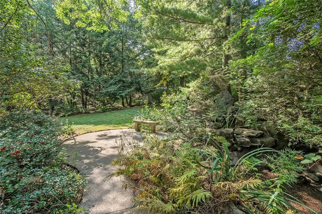 4189 Inglewood Drive, Burlington, ON - Outdoor