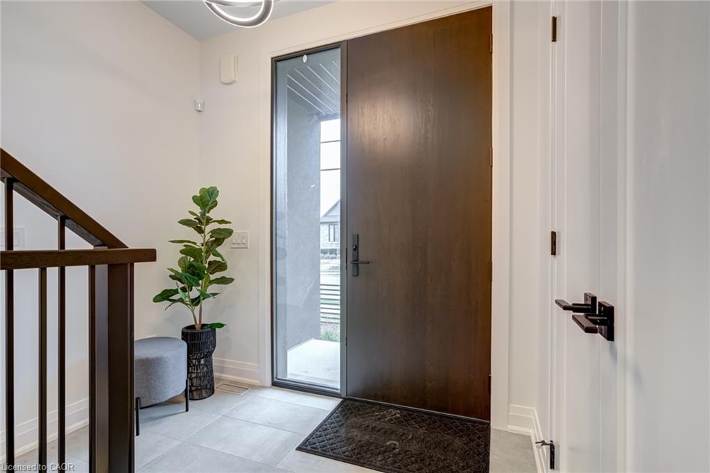 151C Port Robinson Road, Pelham, ON - Indoor Photo Showing Other Room