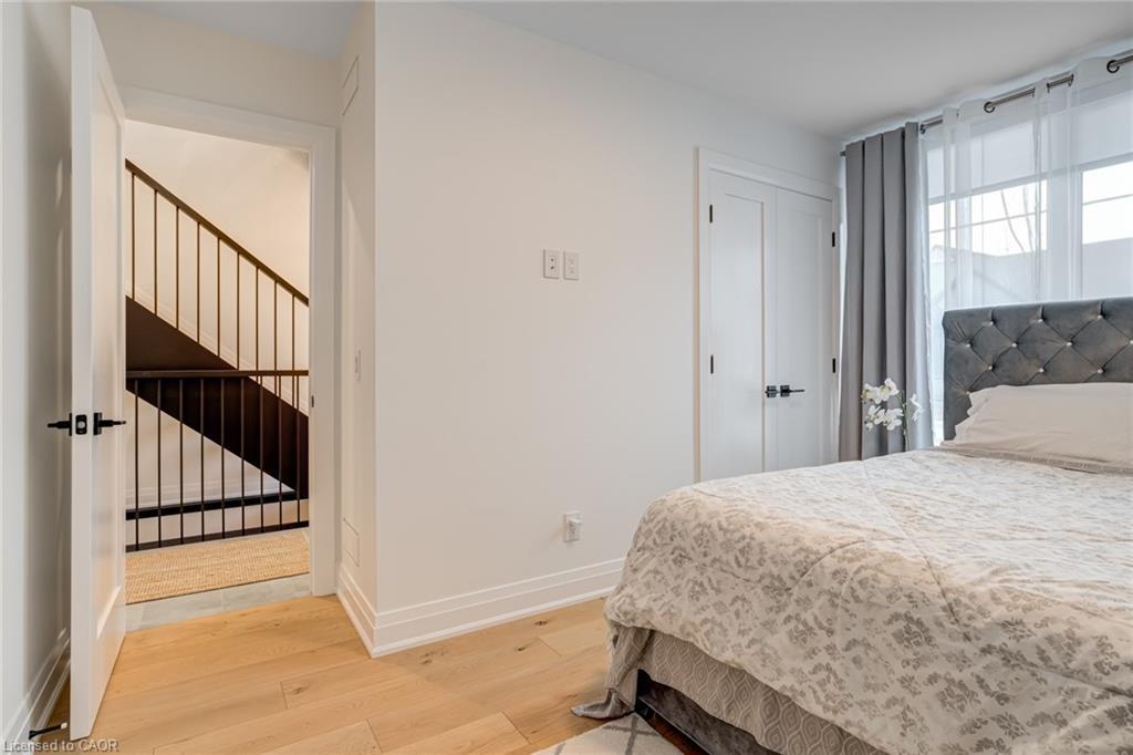 151C Port Robinson Road, Pelham, ON - Indoor Photo Showing Bedroom