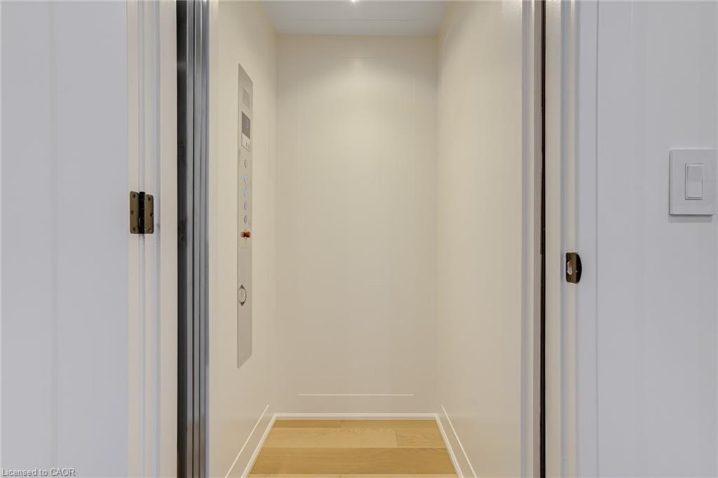 151C Port Robinson Road, Pelham, ON - Indoor Photo Showing Other Room