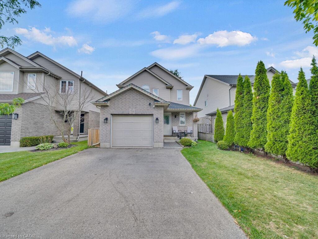 538 Alberta Avenue, Woodstock, ON - Outdoor With Facade