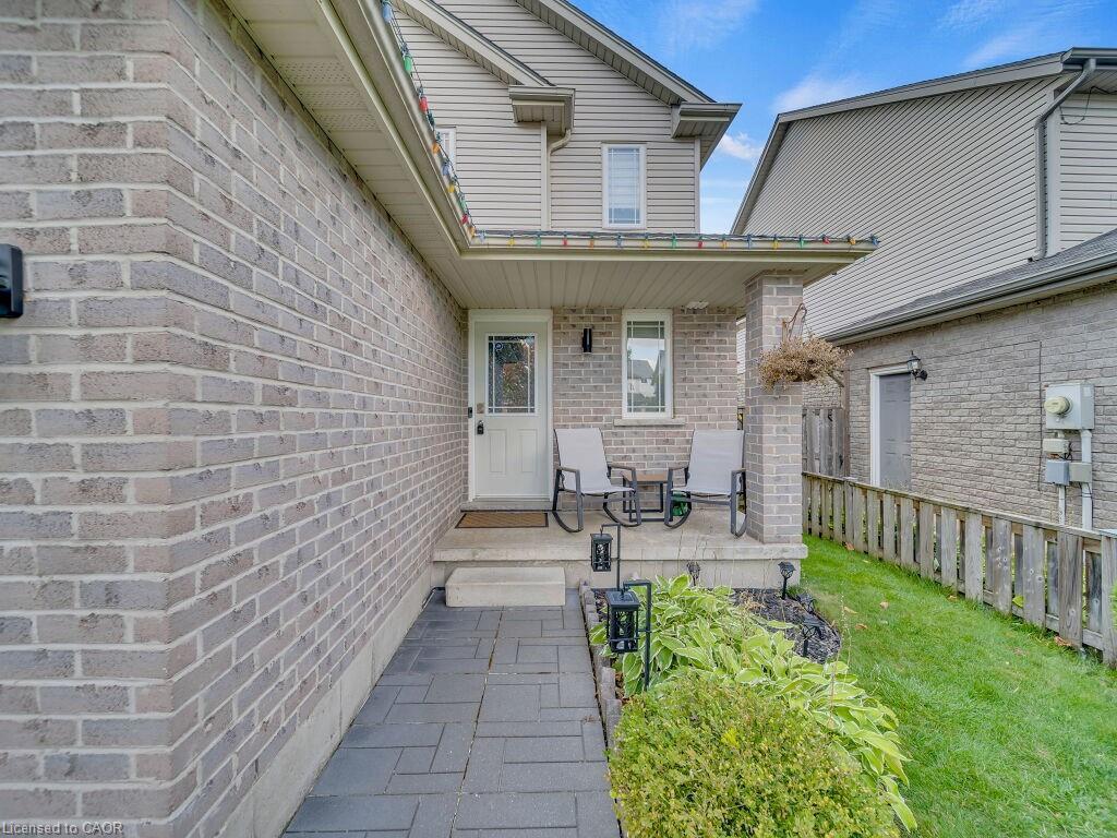 538 Alberta Avenue, Woodstock, ON - Outdoor With Deck Patio Veranda With Exterior