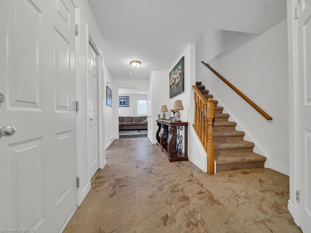 538 Alberta Avenue, Woodstock, ON - Indoor Photo Showing Other Room
