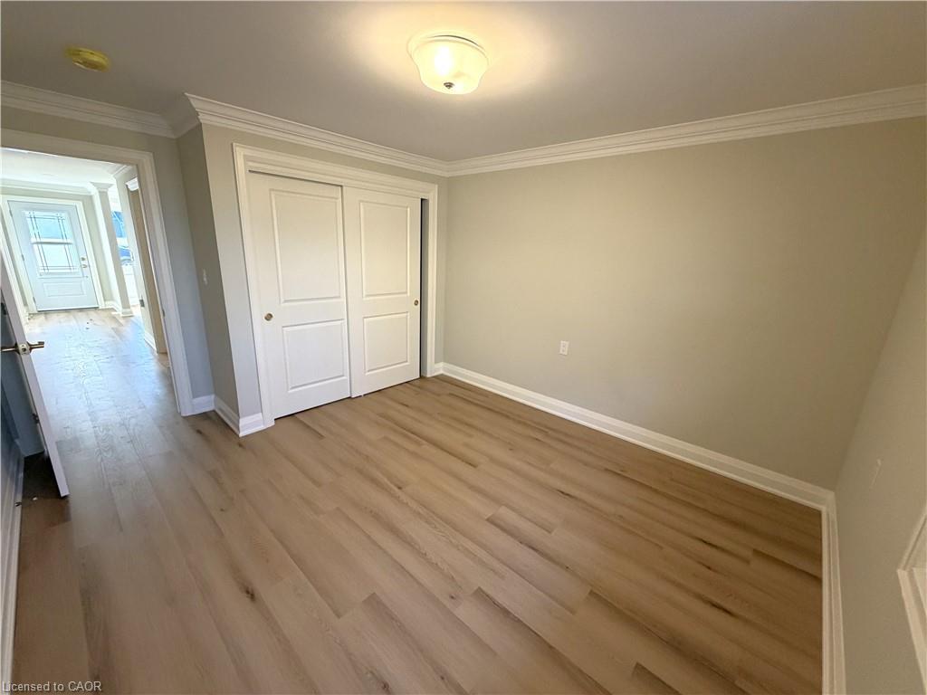 26 Szollosy Circle, Hamilton, ON - Indoor Photo Showing Other Room