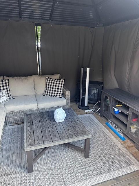 84 Barons Avenue N, Hamilton, ON -