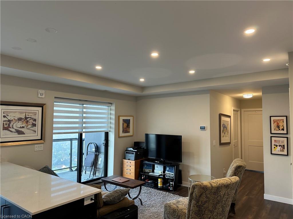 1902-15 Queen Street S, Hamilton, ON - Indoor