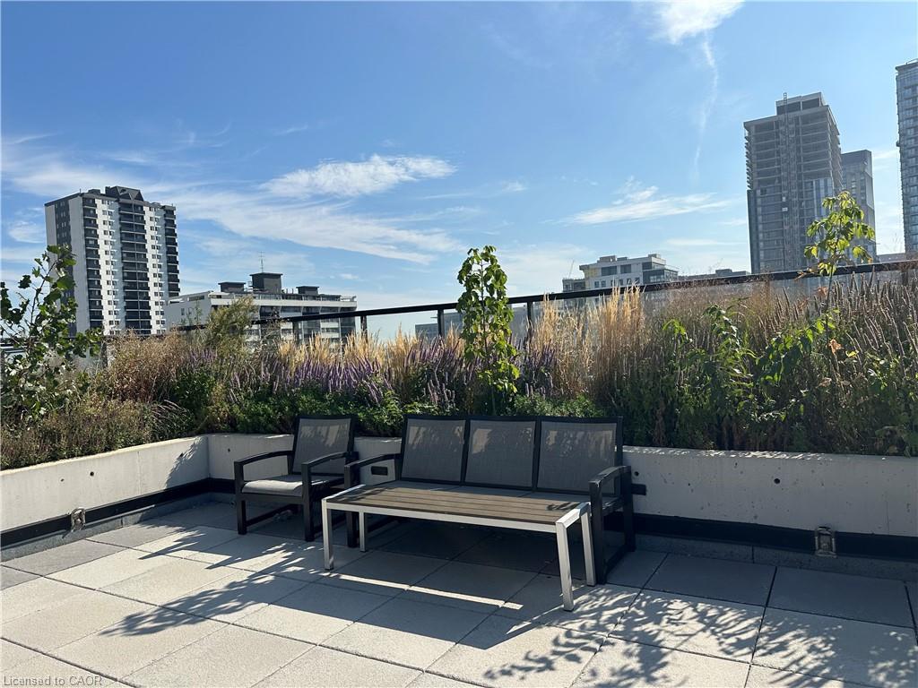 1902-15 Queen Street S, Hamilton, ON - Outdoor