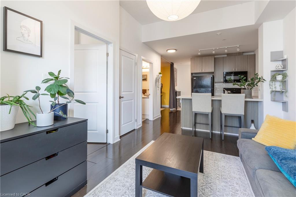 1010-85 Robinson Street, Hamilton, ON - Indoor