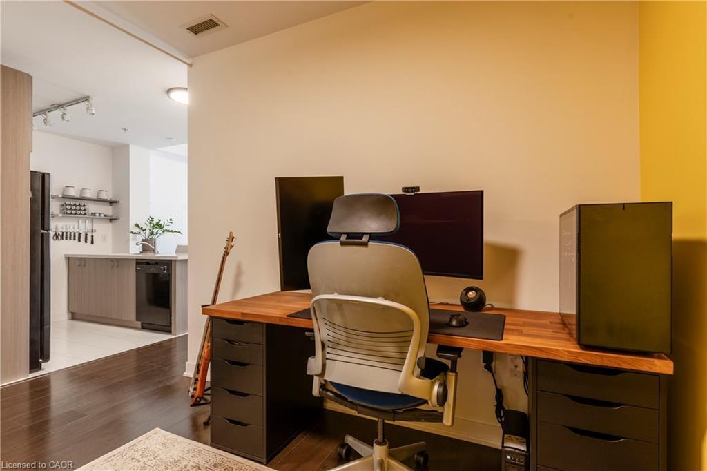 1010-85 Robinson Street, Hamilton, ON - Indoor Photo Showing Office