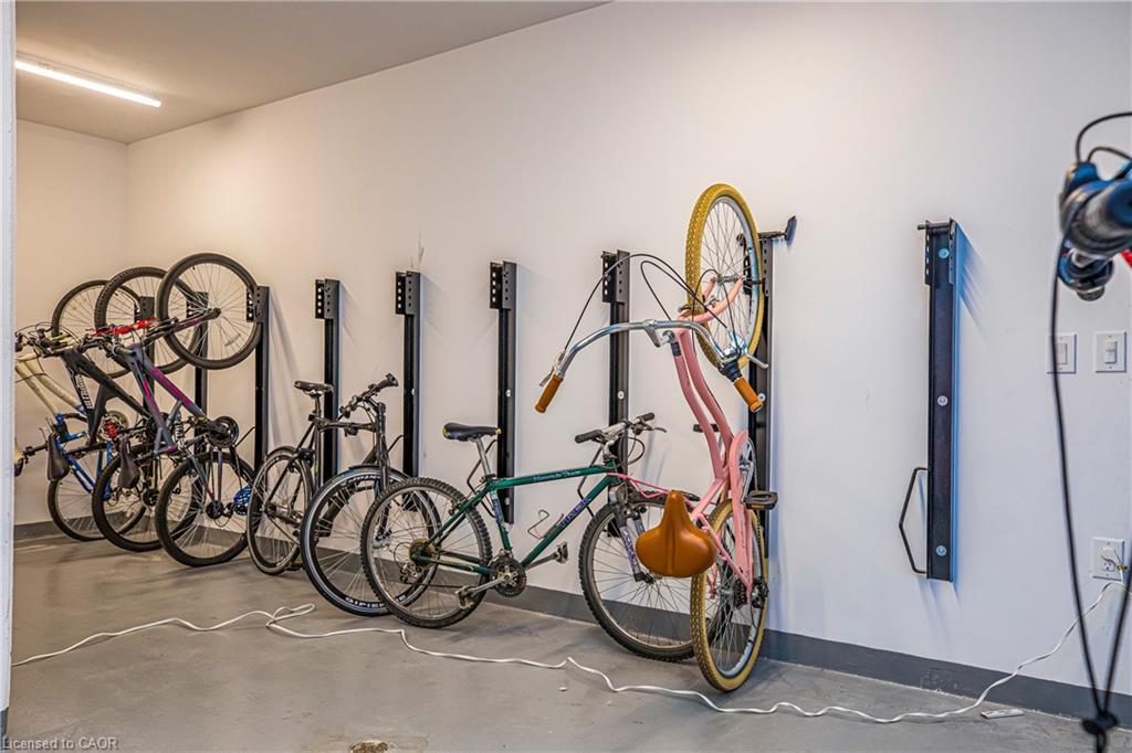 1010-85 Robinson Street, Hamilton, ON - Indoor Photo Showing Other Room