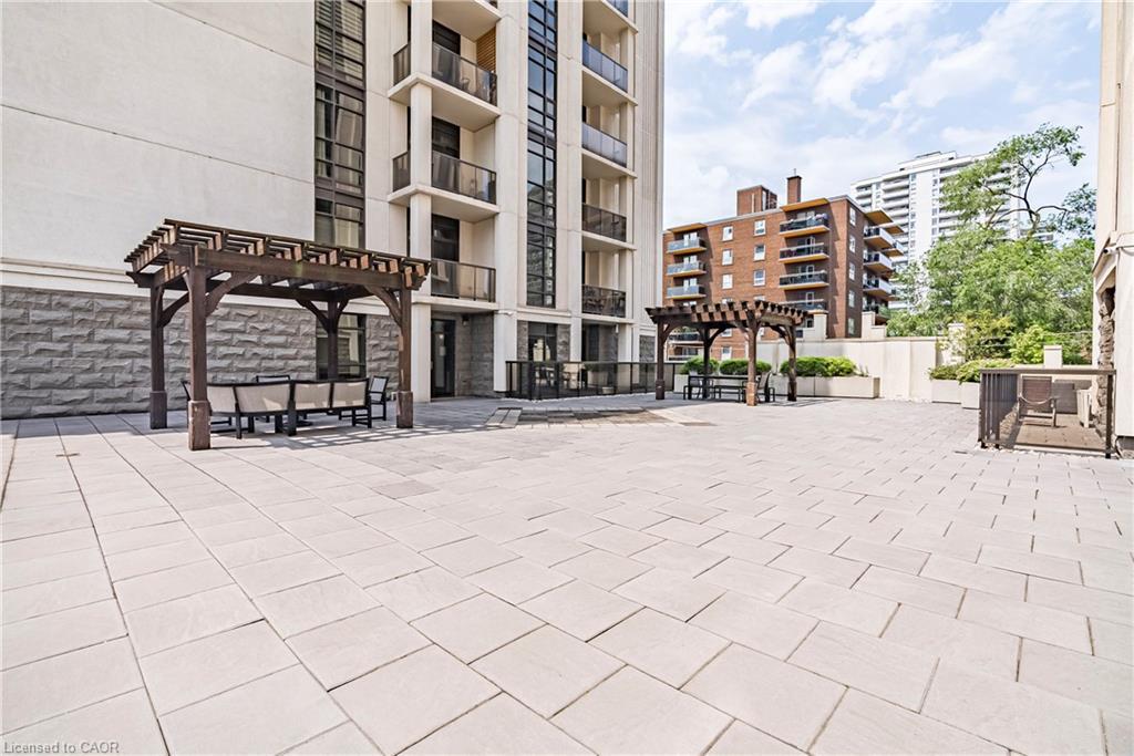 1010-85 Robinson Street, Hamilton, ON - Outdoor